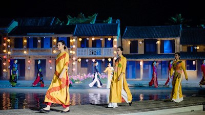 Lễ hội Áo dài lần đầu tiên được tổ chức tại Đà Nẵng